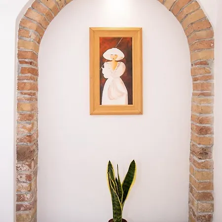 Studio May Pirano